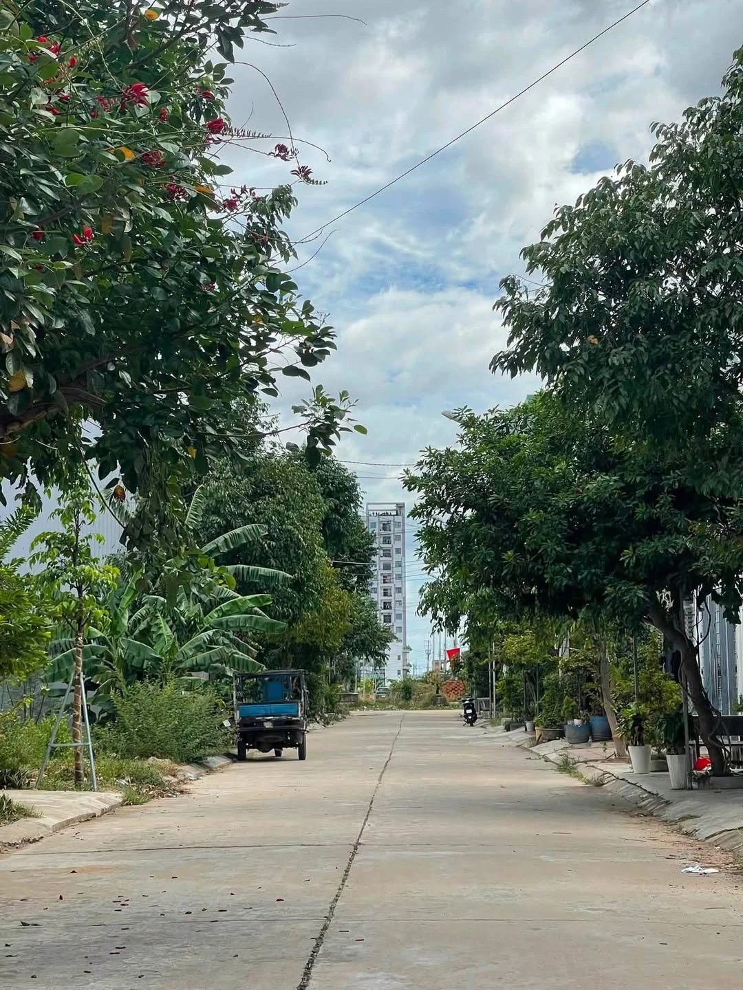 Bán lô đất 72m² đường Lê Văn Thủ, Quận 1 - Ảnh 1