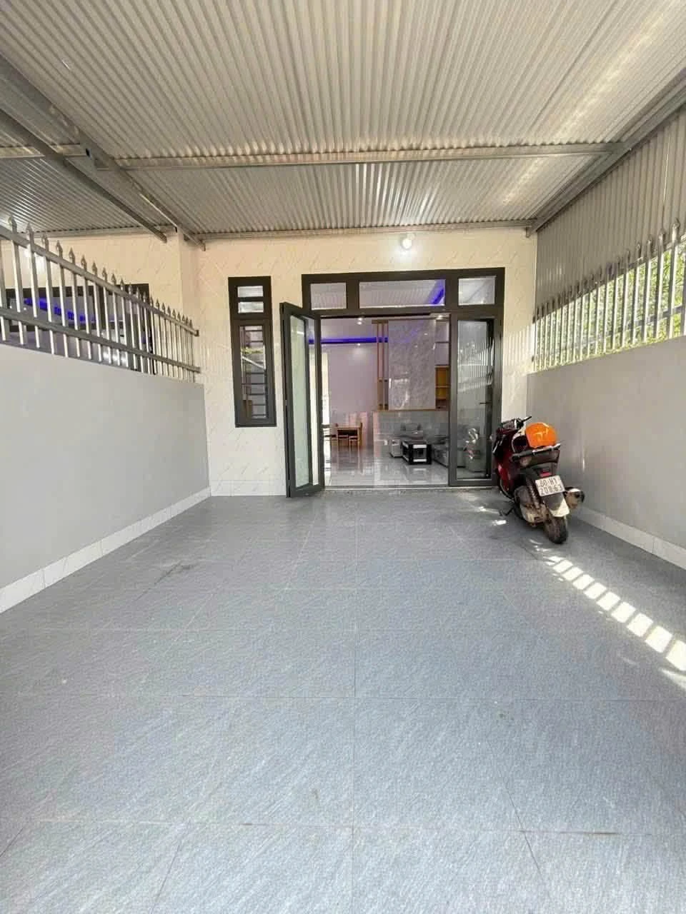 Bán nhà 2PN 125m2 Bình Minh Bình Chánh, giá 1,4 tỷ - Ảnh 1