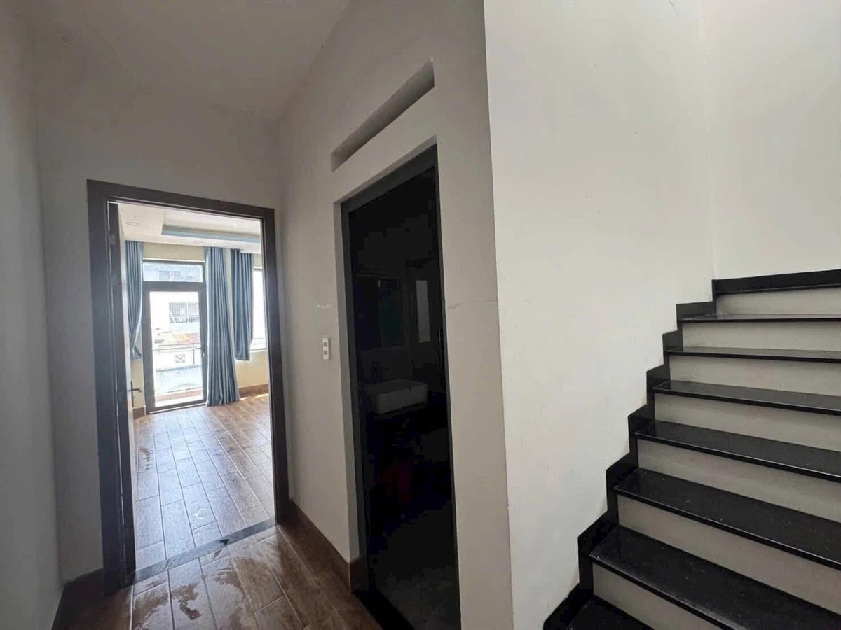 Bán nhà 4 tầng 4PN 61m2 Thái Thị Nhạn Tân Bình 10.7 tỷ - Ảnh thu nhỏ 5