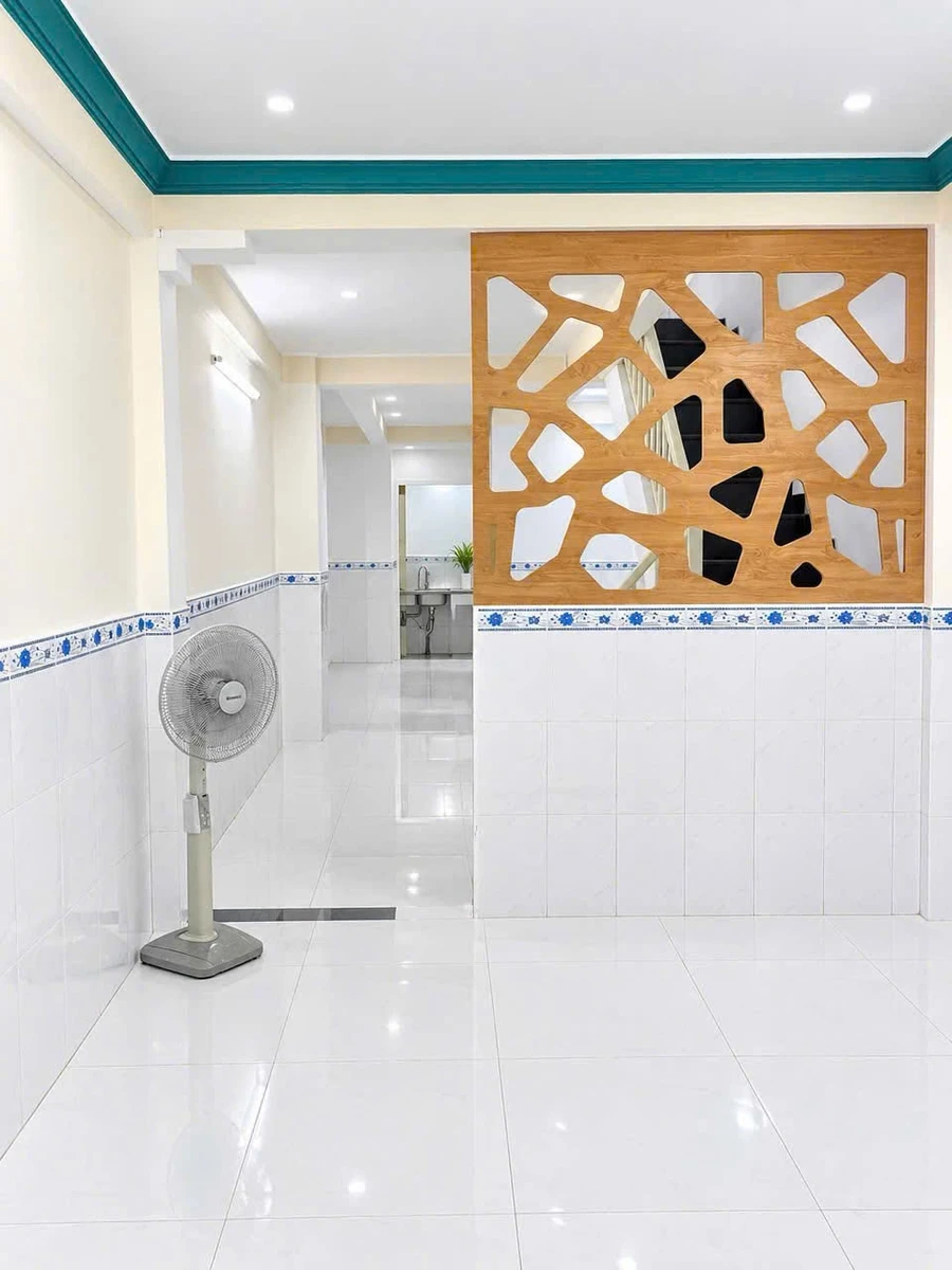 Bán nhà kế chợ Bà Chiểu 35m2, 2PN, nhỉnh 4 tỷ - Ảnh 1
