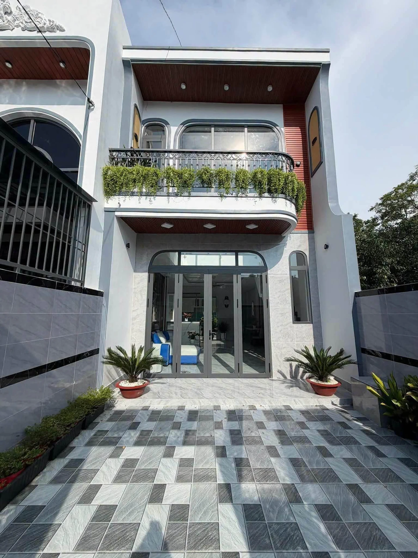 Bán nhà 100m² 3 phòng ngủ Bình Chánh 2 tỷ 350 - Ảnh 1