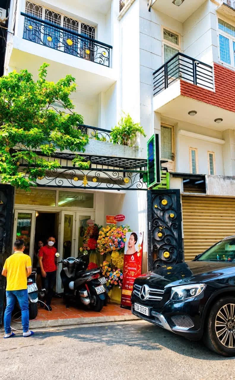 Bán nhà 3 tầng, 44m², 4PN, hẻm 2 ô tô Phú Nhuận - Ảnh 1