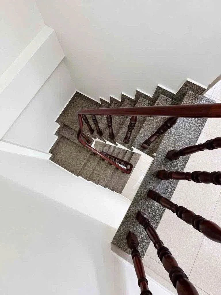 Bán nhà 3 tầng 5x10m đường Ngô Gia Tự, Quận 10, giá 5,7 tỷ - Ảnh thu nhỏ 4