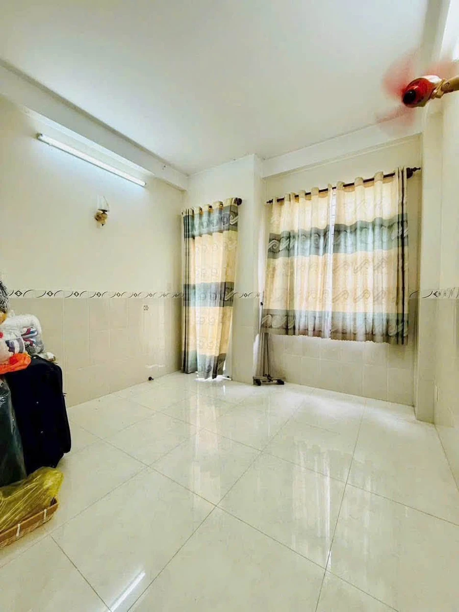Bán nhà hẻm Hoàng Diệu Quận 4, 29m2, 5 tầng, 3PN 4WC, giá 5 tỷ - Ảnh thu nhỏ 5