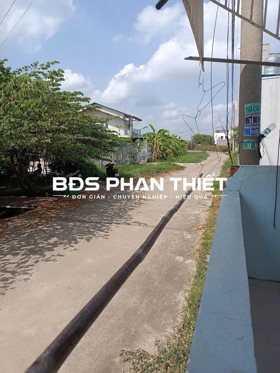 Bán nhà 100m2, 2 mặt tiền tại Hàm Thắng, Bình Thuận - Ảnh thu nhỏ 2