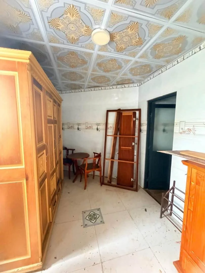 Bán nhà gác lửng 5 phòng ngủ 114m² gần vòng xoay Thuận Phú - Ảnh thu nhỏ 4
