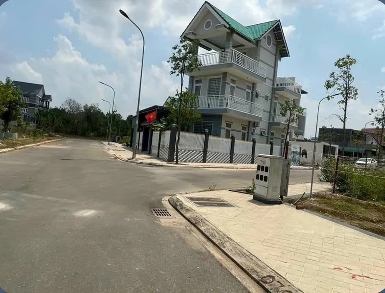Bán đất Tam Long Võ Văn Kiệt 100m² 2 tỷ 200 triệu
