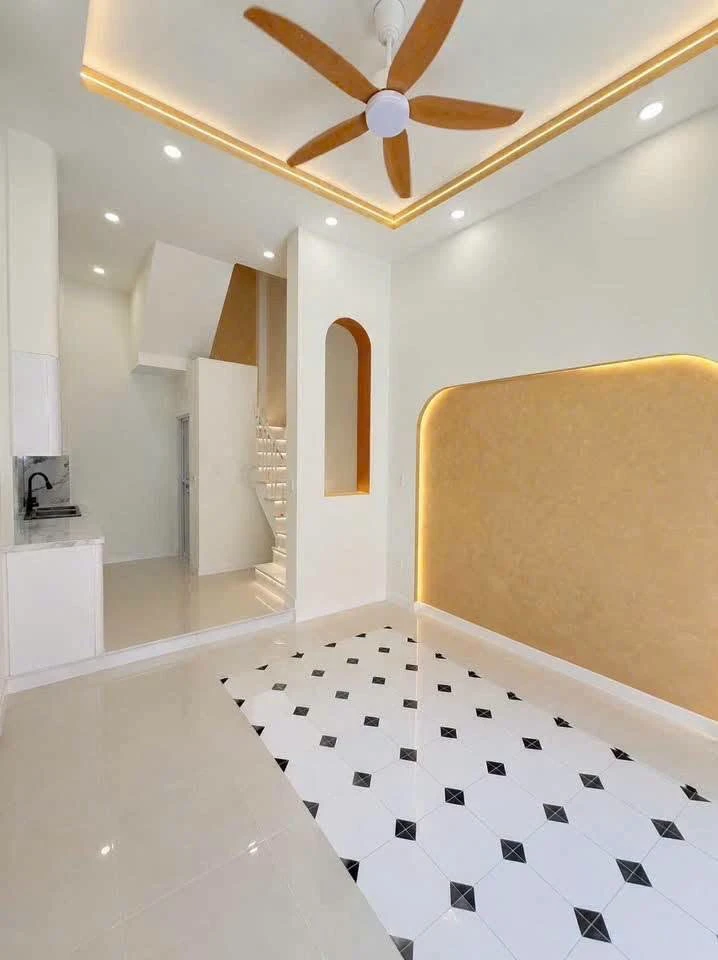 Bán nhà 4 tầng hẻm 3m 33m² đường Hoàng Diệu, Phường Khánh Hội, Quận 4 - Ảnh thu nhỏ 4