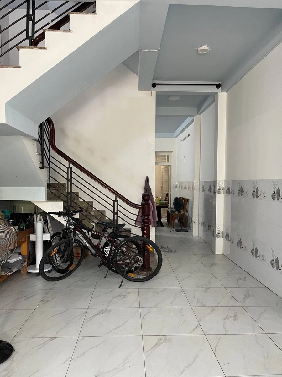 Bán nhà mặt tiền Bình Phú, Quận 6, 90m², 6 phòng ngủ, 11 tỷ - Ảnh thu nhỏ 2