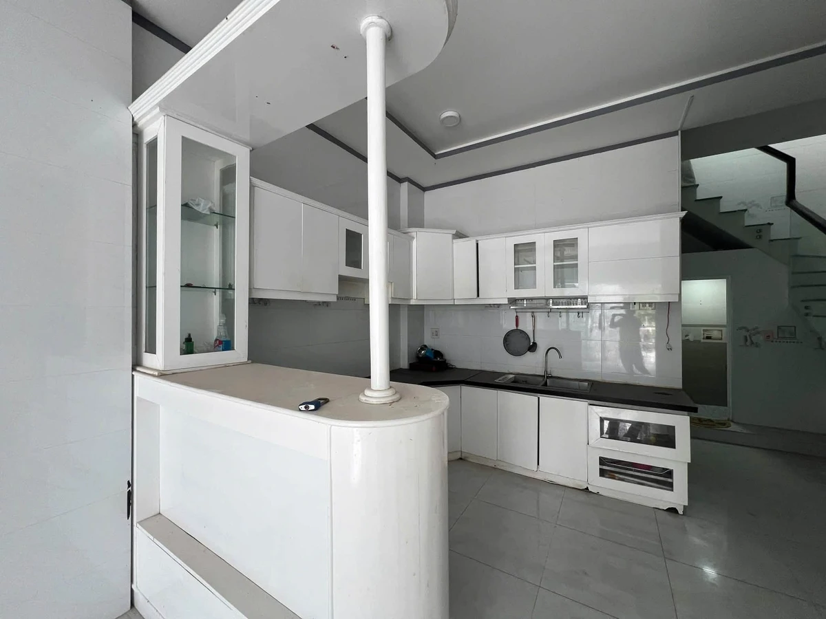 Bán nhà lầu 3 PN view biển Phan Thiết 60m2 - 2.6 tỷ - Ảnh thu nhỏ 4