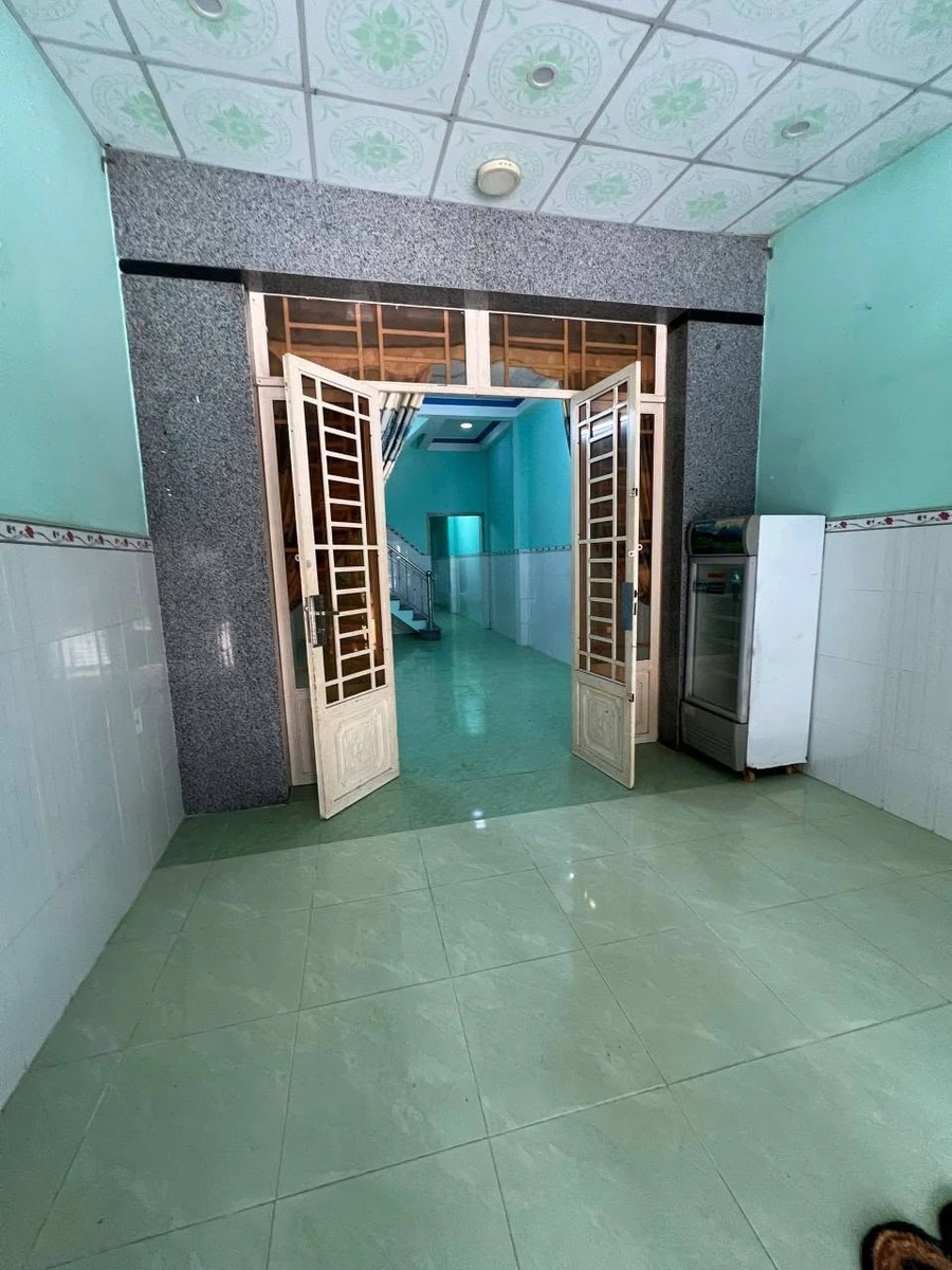 Bán nhà 1 trệt 1 lầu 96m² Bến Lức Long An 2,9 tỷ - Ảnh thu nhỏ 2