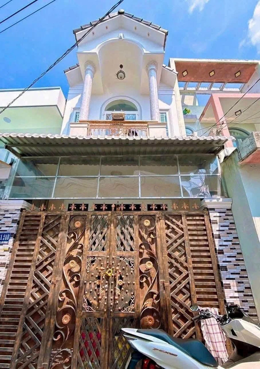 Bán nhà trệt lầu 130m2 giá 3,19 tỷ Tân An, Cần Thơ - Ảnh 1