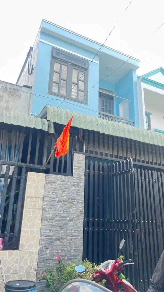 Bán nhà 1 trệt 1 lầu 53m² Dĩ An Bình Dương 1 tỷ 900 - Ảnh thu nhỏ 2