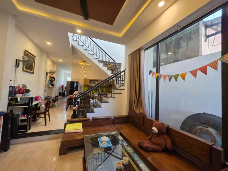 Nhà 2 tầng mặt tiền Nguyễn Văn Tỵ, Hòa Xuân, 100m², 4.95 tỷ