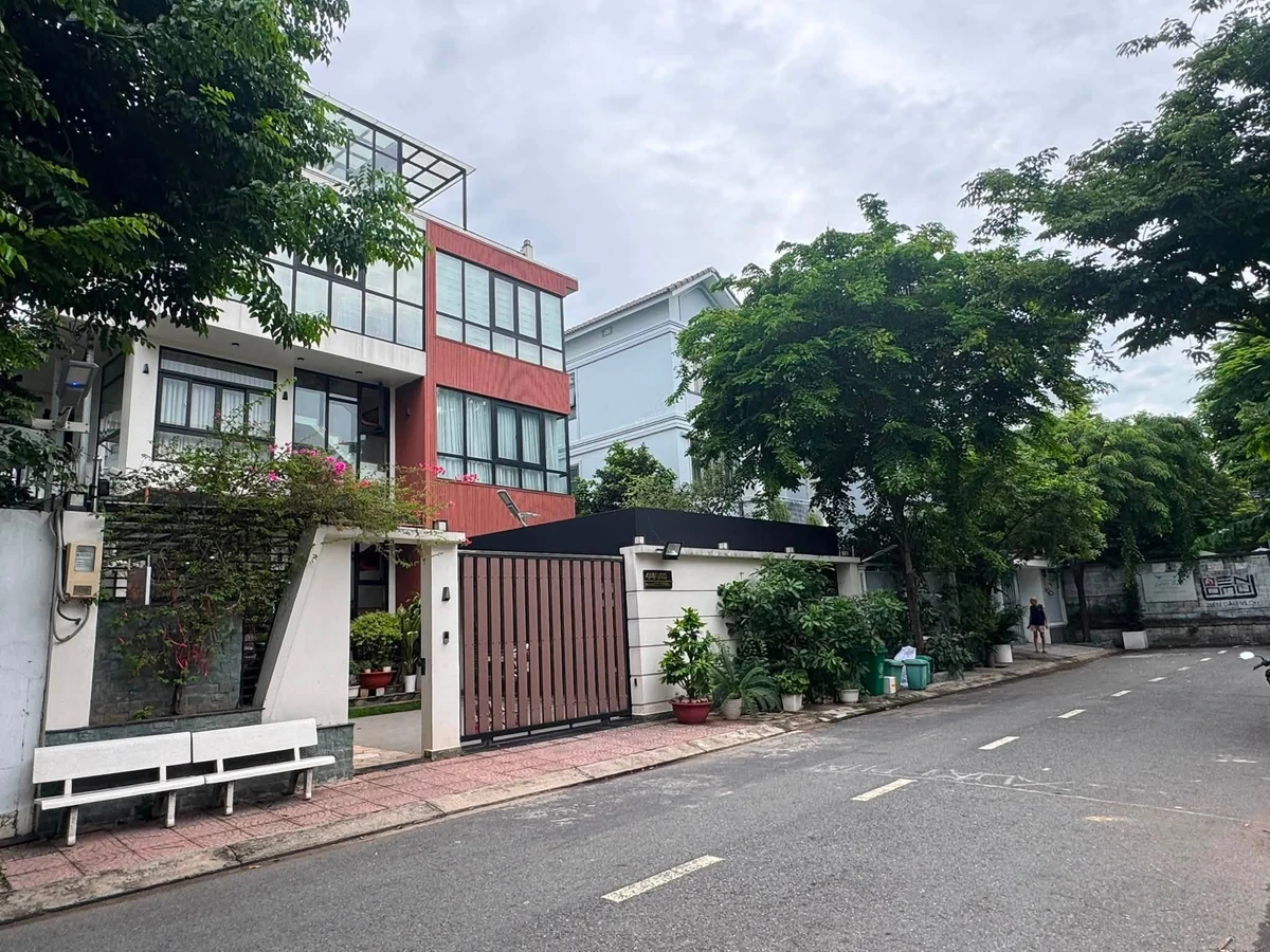 Bán biệt thự Vạn Phúc 300m2, 6PN, 36 tỷ Thủ Đức - Ảnh thu nhỏ 2