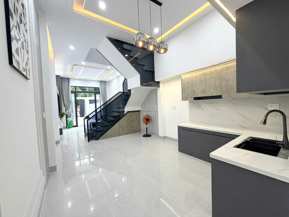Bán nhà 1 trệt 1 lầu 4x33m, đường ô tô, gần công viên B5, KP7 phường Tân Phong, Biên Hòa - Ảnh thu nhỏ 4