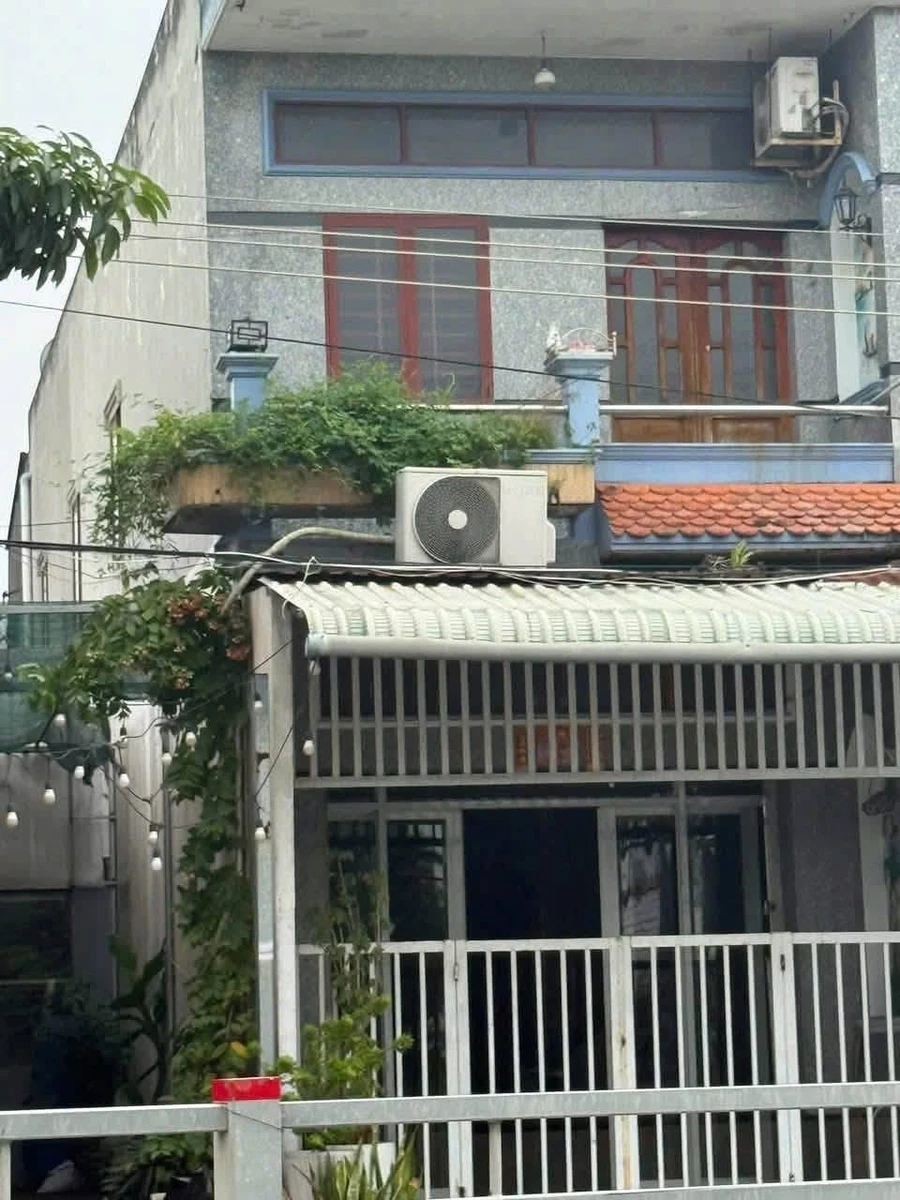 Bán nhà mặt tiền Tỉnh Lộ 826 Long Hòa 104m² 4.5 tỷ - Ảnh thu nhỏ 3