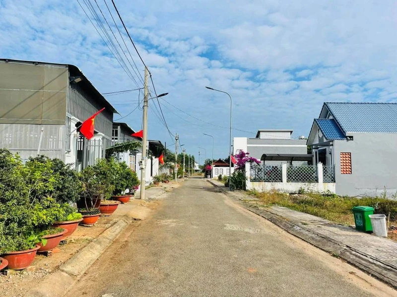 Bán đất Hoà Long 168m2 (7x24m), thổ cư 60m2, 1 tỷ 680tr
