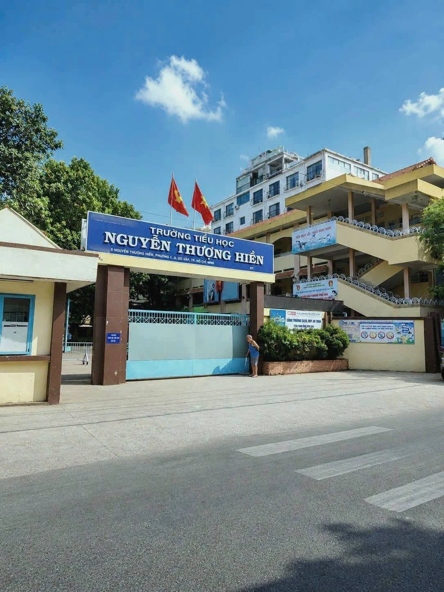 Bán nhà mặt tiền Nguyễn Thượng Hiền, Bình Thạnh 68m², 4 tầng, 5PN, giá 15,2 tỷ - Ảnh thu nhỏ 2