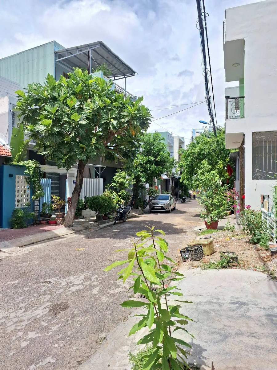 Bán nhà 2 tầng mặt tiền 78m2, 3PN 3WC tại Quy Nhơn - Ảnh thu nhỏ 2