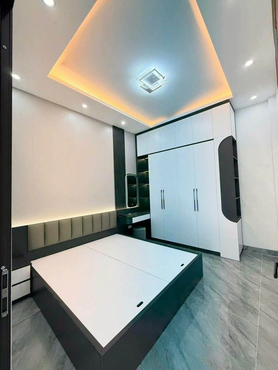 Bán nhà 3 tầng 66,5m2 full nội thất, 4 phòng ngủ, ô tô vào sân tại Hạ Long, Quảng Ninh - Ảnh thu nhỏ 2
