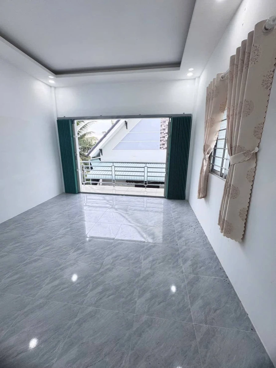 Bán nhà 3 phòng Phú Tân 136m² giá 1 tỷ 350 triệu - Ảnh thu nhỏ 4