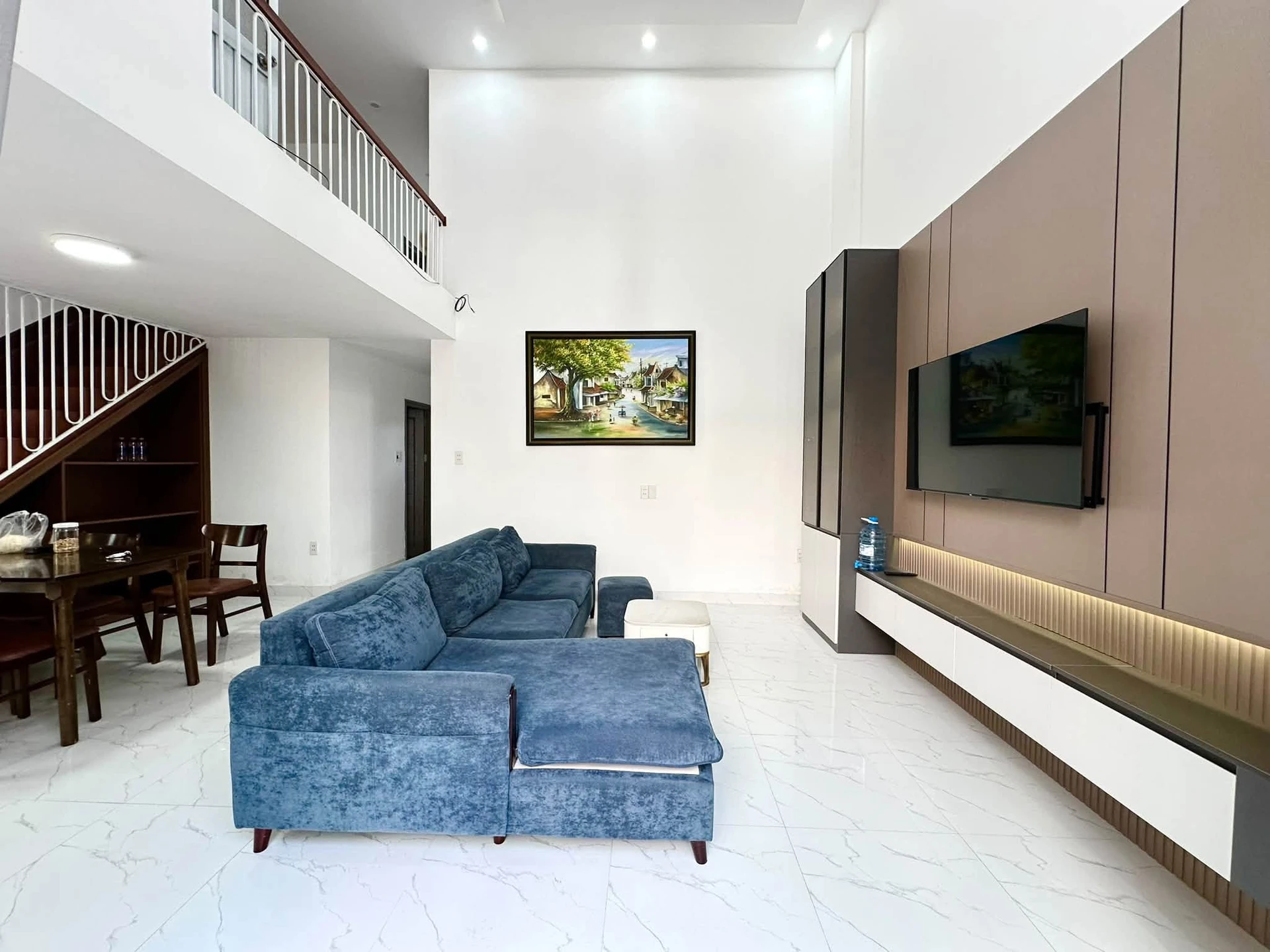 Bán nhà 3PN mặt tiền Hoàng Diệu 85m2, 4 tỷ 450 triệu - Ảnh 1