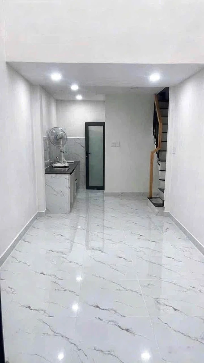 Cho thuê nhà nguyên căn 33m² 2PN 2WC Huỳnh Văn Bánh - Ảnh thu nhỏ 4
