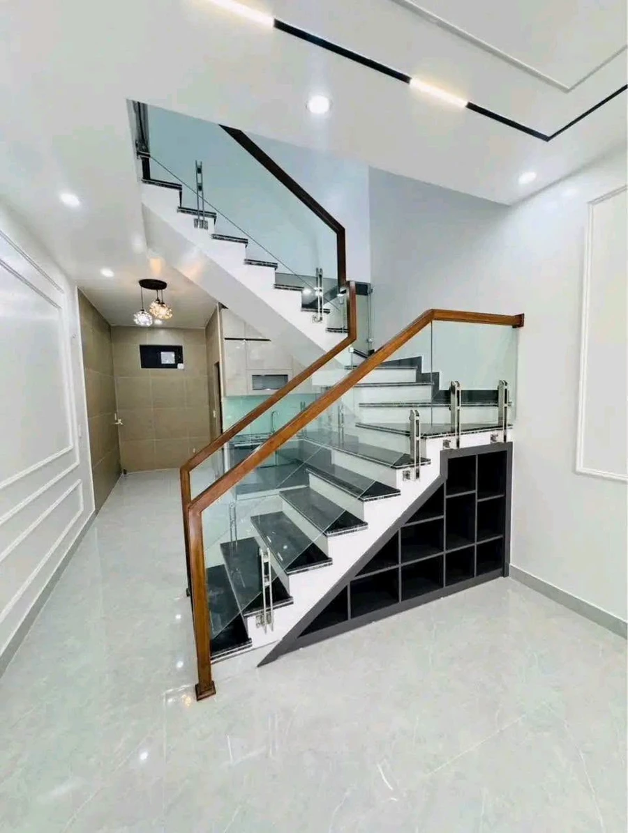 Bán nhà 2 tầng 40m² MT 4m Trần Nhân Tông Quận 1 - Ảnh thu nhỏ 3