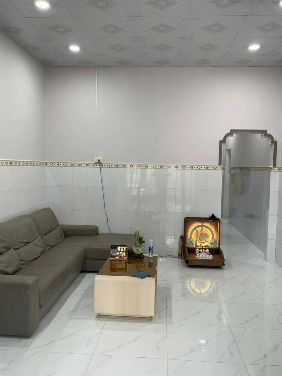 Bán nhà 2 mặt tiền 2PN, 2WC 108m² Phú Hương 850 triệu - Ảnh thu nhỏ 3