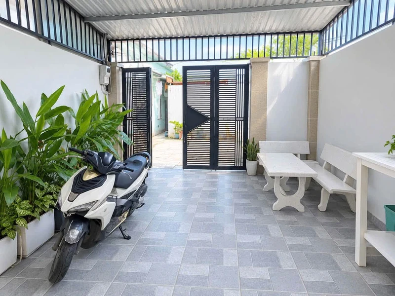 Bán nhà 3 tầng 72m² sân đỗ ô tô, hẻm 5m, Tam Bình, Thủ Đức