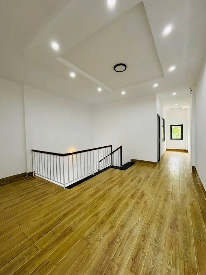 Bán nhà 3PN Quảng Ngãi 105m2 giá 2.3 tỷ - Ảnh thu nhỏ 3