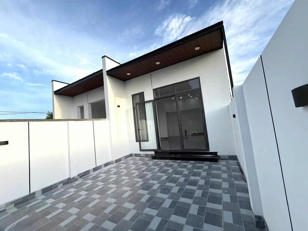 Bán gấp nhà mới 5x22m, 2 phòng ngủ, giá 1,35 tỷ tại Thôn 8, Cư Búa, Buôn Ma Thuột - Ảnh thu nhỏ 2