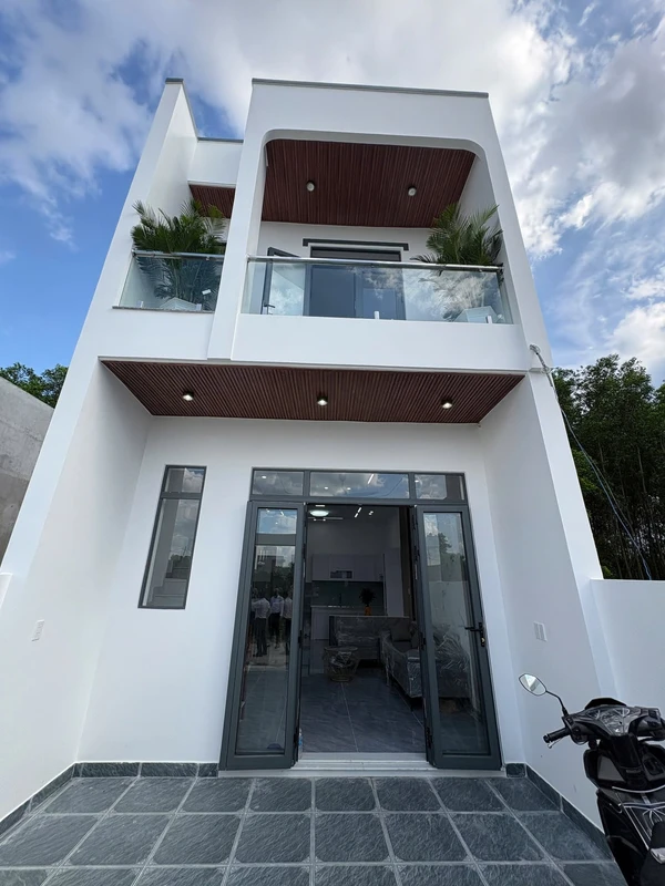 Bán nhà trệt lầu sổ riêng 4,5x18m Tân Triều Đồng Nai