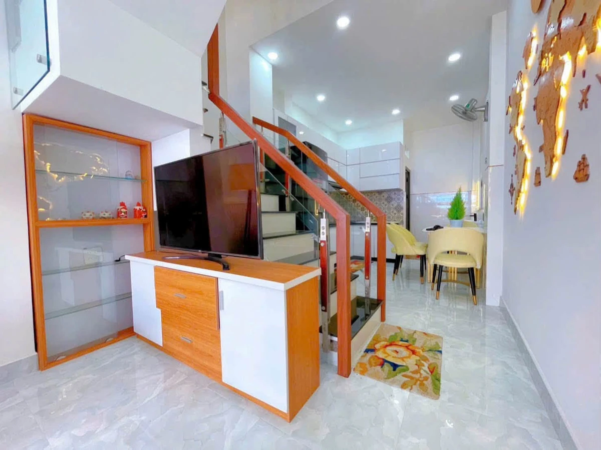 Cho thuê nhà nguyên căn mặt tiền 40m² Gò Vấp 18 triệu/tháng - Ảnh thu nhỏ 2