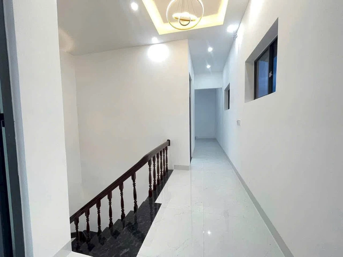 Bán nhà mặt tiền 78m² 3PN 2WC Lê Lợi Q1, 2.6 tỷ - Ảnh thu nhỏ 4