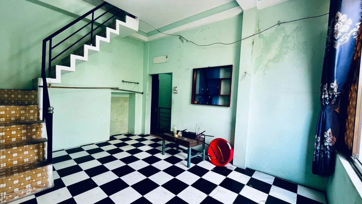 Bán nhà mặt tiền Trần Cao Vân, 44m2, 3 tầng, 3 PN, 4 tỷ - Ảnh thu nhỏ 3