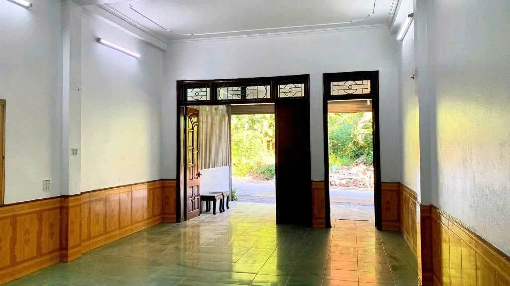 Bán nhà mặt đường Hà Huy Tập 100m² 3 phòng ngủ Bình Tân - Ảnh 1