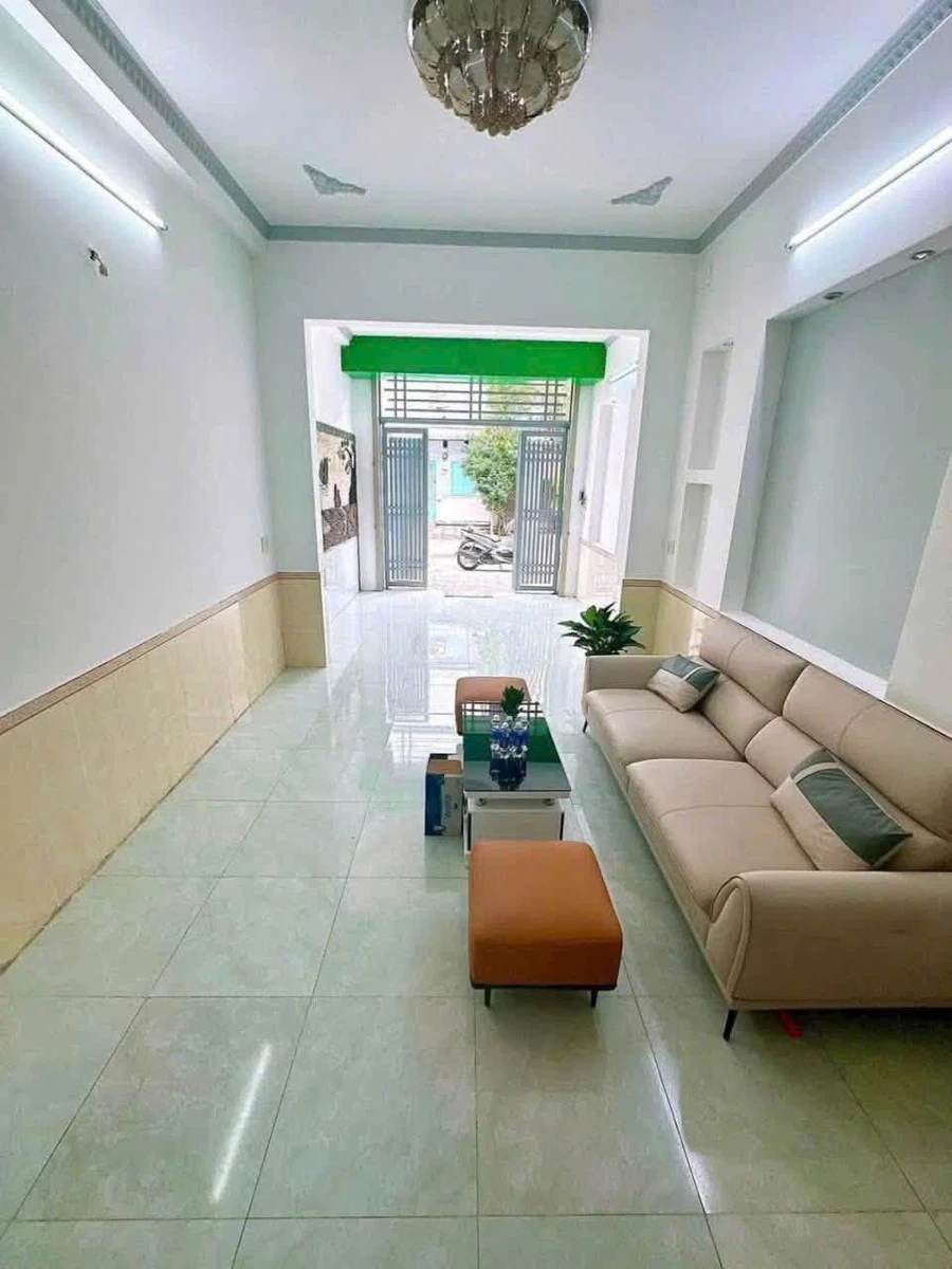 Nhà 1 trệt 1 lầu 2PN 60m² Dĩ An, giá 3 tỷ 680 triệu - Ảnh 1
