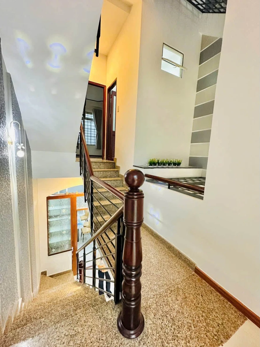 Bán nhà 5 tầng hẻm xe hơi 6m, 65m2, 6PN, gần chợ Thuốc Tây, Quận 10 - Ảnh thu nhỏ 4