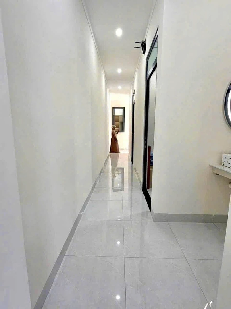 Bán nhà phố 5x22 full nội thất, 3 phòng ngủ, hẻm Nguyễn Trường Tộ gần Đại học Tây Nguyên - Ảnh thu nhỏ 4