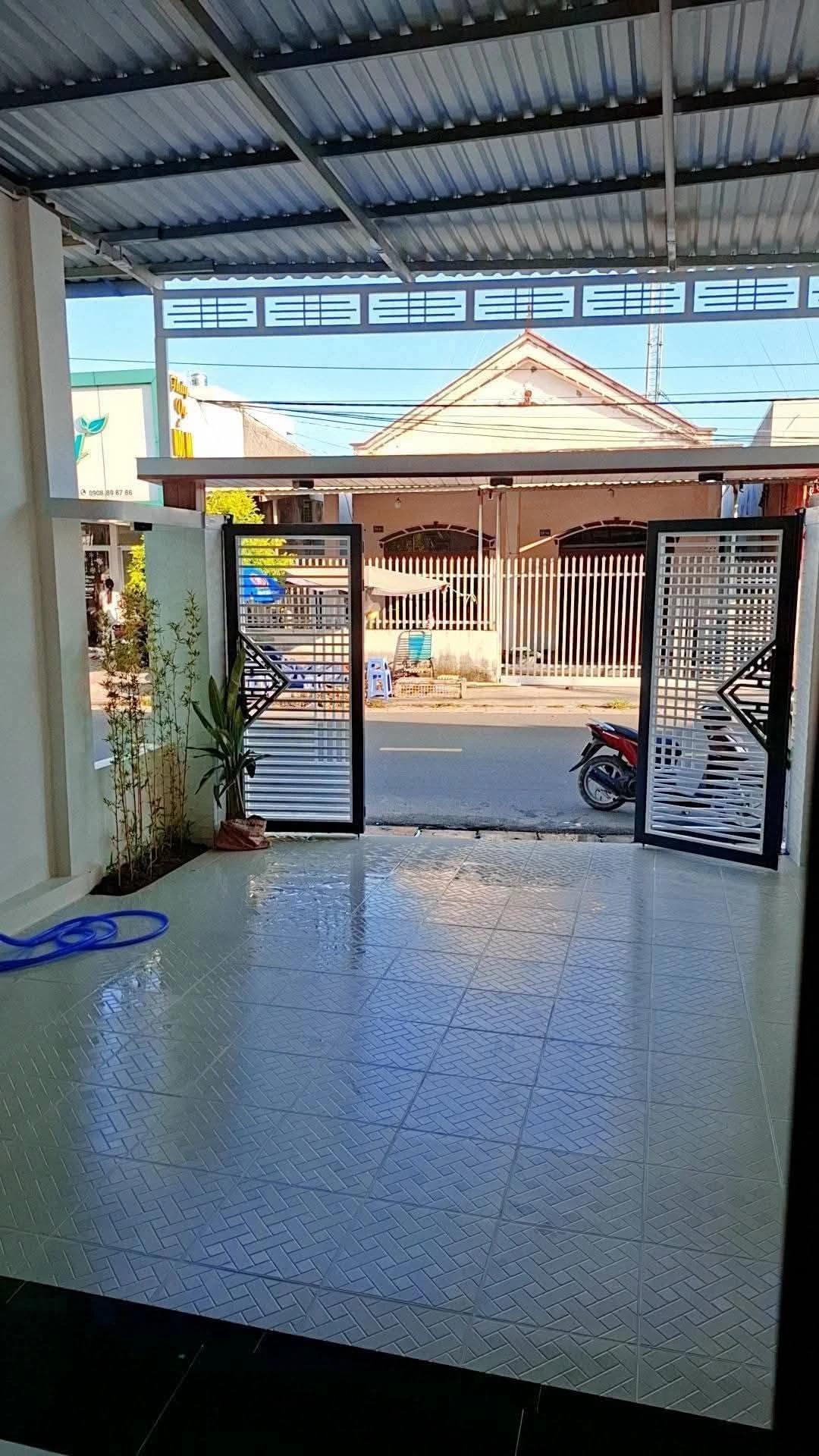 Bán nhà mặt tiền Liên Xã 85m² 2PN Nhà Bè - Ảnh 1