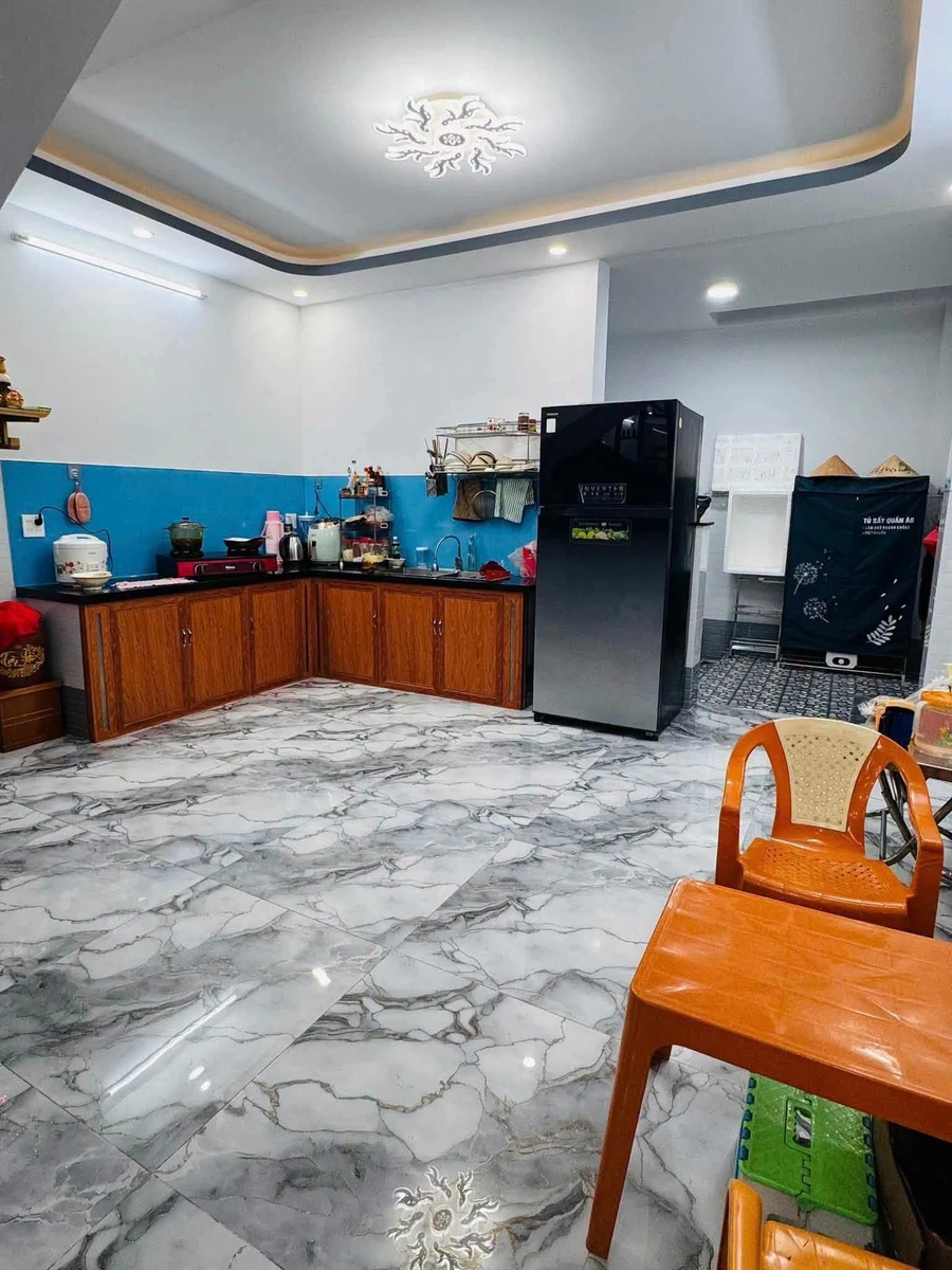 Bán nhà mặt tiền Nguyễn Hữu Thọ Quy Nhơn 74m2 4 tỷ 999 - Ảnh thu nhỏ 2
