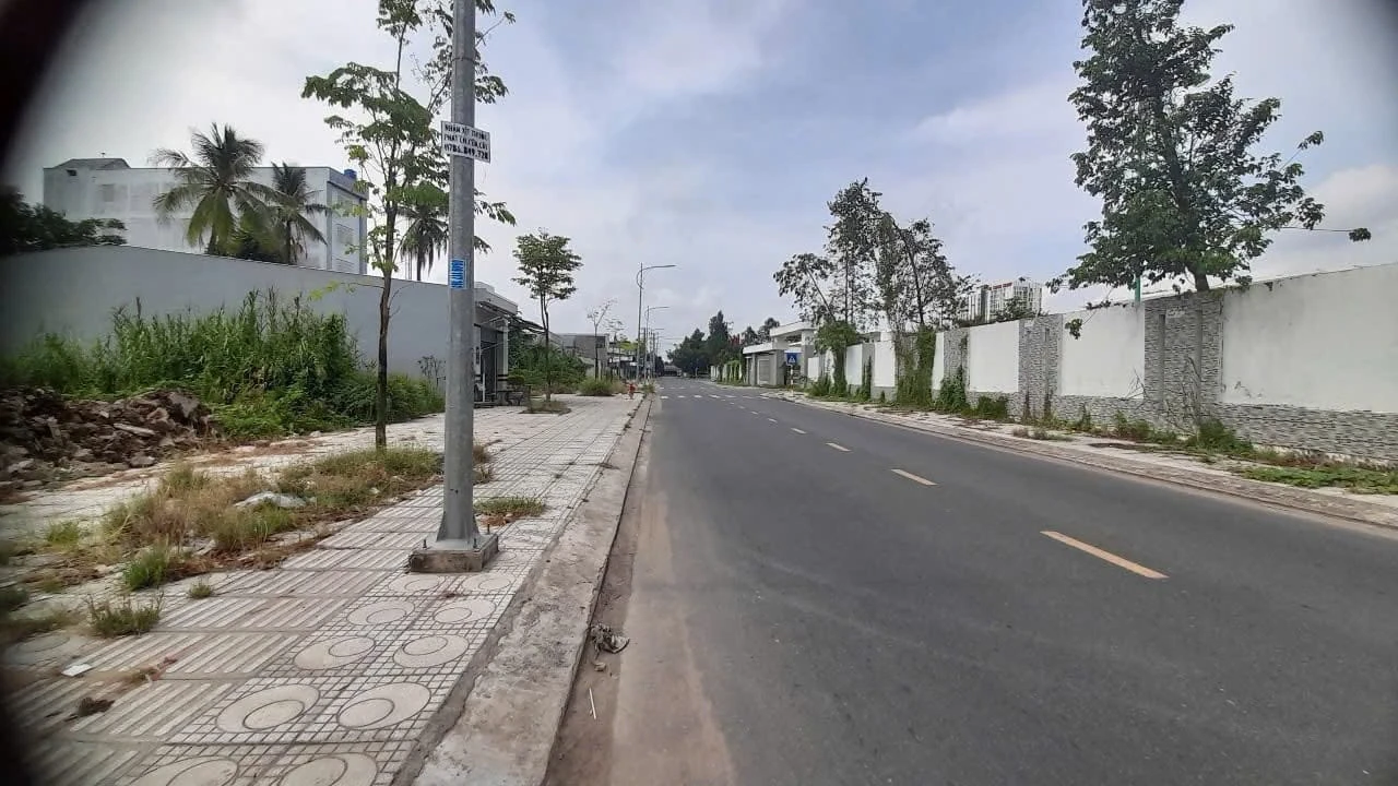Bán đất mặt tiền Nguyễn Thị Minh Khai 340 m² - Rạch Giá - Ảnh 1