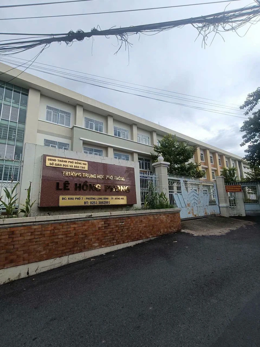 Bán nhà 2 mặt tiền 161m2 gần Trường Lê Hồng Phong, Hố Nai - Ảnh 1