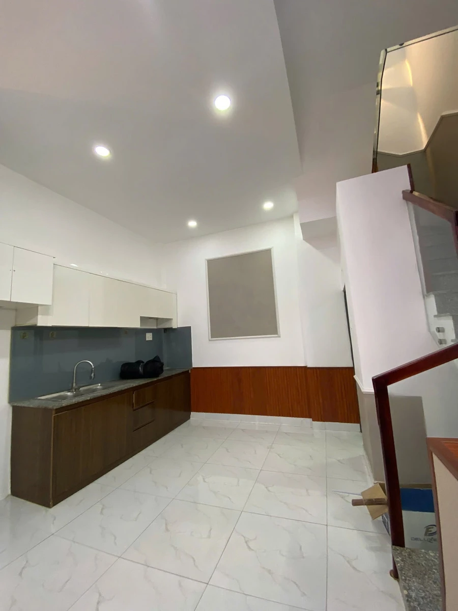 Bán nhà trệt lầu 2PN 50m2 gần UBND xã Mỹ Hạnh, giá 680 triệu - Ảnh thu nhỏ 3