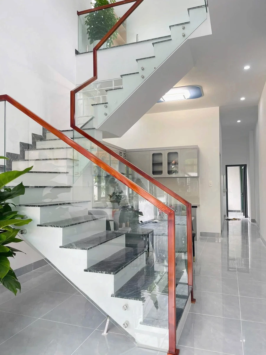 Nhà 2 tầng 97,8m2 Nguyễn Thuỵ, 3 phòng ngủ, 2 tỷ - Ảnh thu nhỏ 4