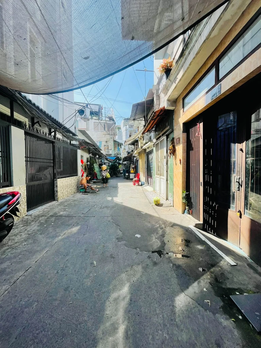 Bán nhà Quận 4, 52m², 3 phòng, giá 4.1 tỷ - Ảnh thu nhỏ 3