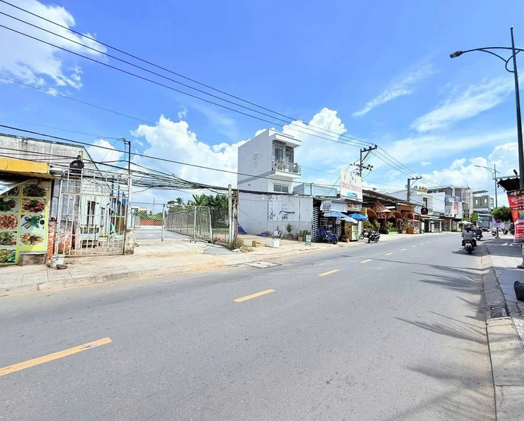 Bán đất mặt tiền Lê Văn Phẩm, Mỹ Tho 288.5m², giá 8 tỷ