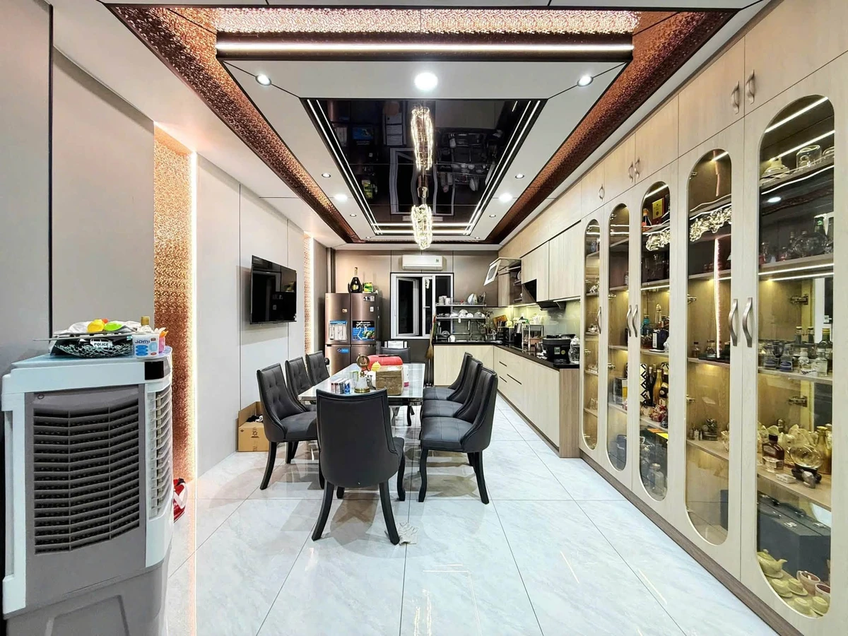 Bán nhà 19,5 tỷ mặt tiền Tân Thuận, 4 lầu 80m² - Ảnh thu nhỏ 5